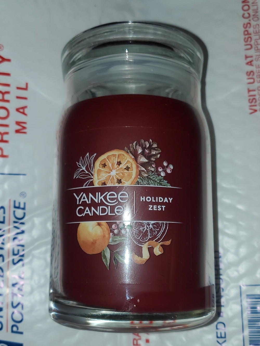 Yankee Candle Holiday Zest 2-wick 20oz Signature Jar DISCONTINUED